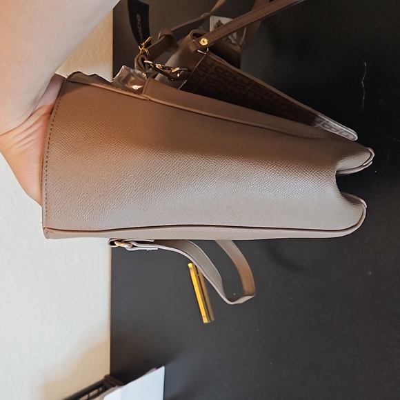 bebe tote with crossbody included - Picture 14 of 14